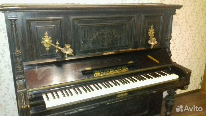 Антикварное пианино 19 века