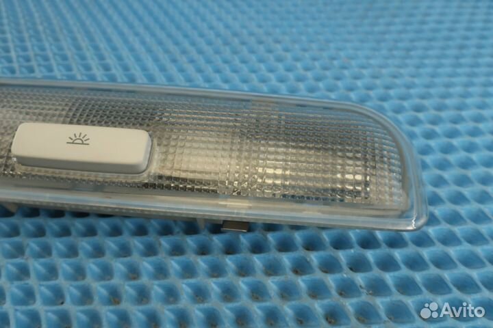 Плафон салонный задний Skoda Fabia 2 - Rapid