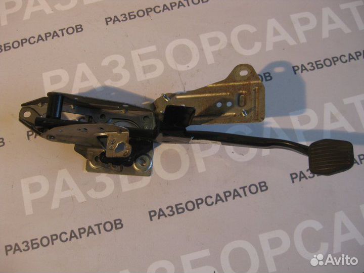 Педаль тормоза Ford Kuga G6DG 2.0 дизель 2008