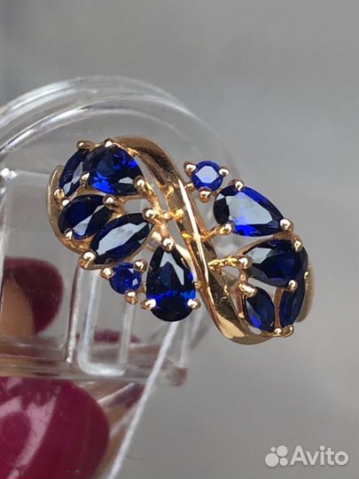 Кольцо с сапфирами золото 585/17,5р./2,12 гр