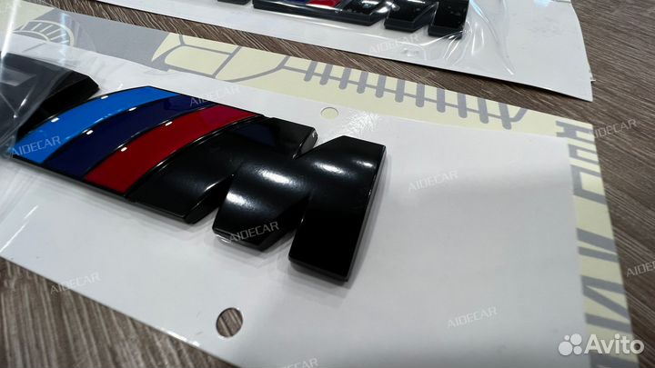 Надпись на багажник BMW - X3M, X4M Металл / Краска