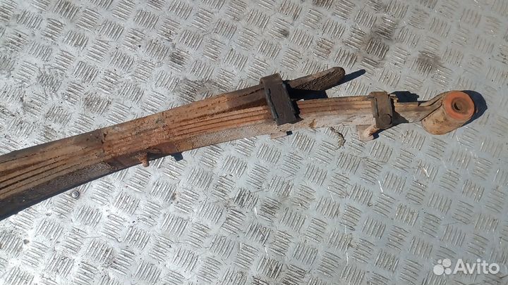 Рессора задняя mitsubishi L200 K4T 2006