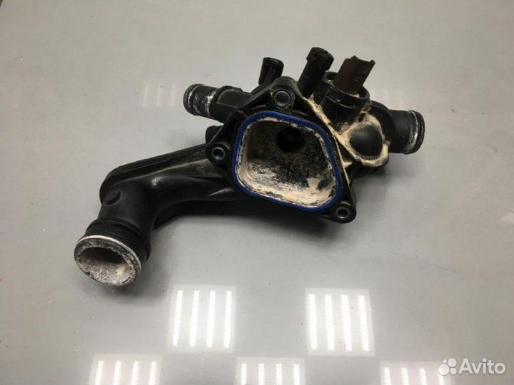 Корпус термостата Peugeot 308