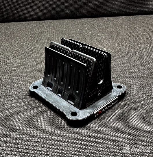 Лепестковый клапан V-force на KTM/Husqvarna V4R26