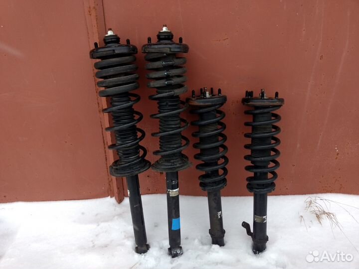 Передняя стойка в разборе хонда аккорд 7. Стойка амортизатора задняя хонда аккорд 7. Стойки хонда аккорд 7. Стойки accord 7. Стойки передние cl9.