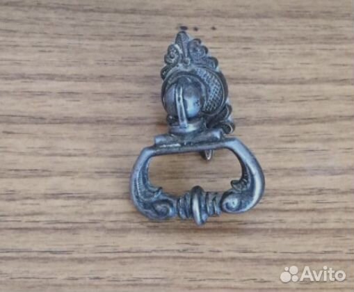 Ручка мебельная старинная