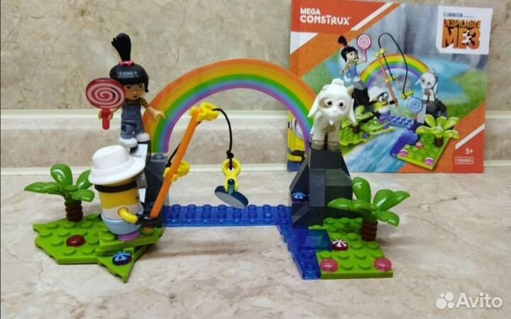 Много детских игрушек