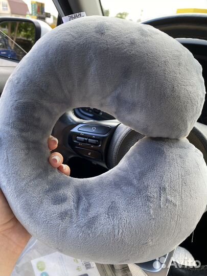 Автомобильная подушка детская