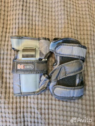 Защита для роликов взрослая. Размер L