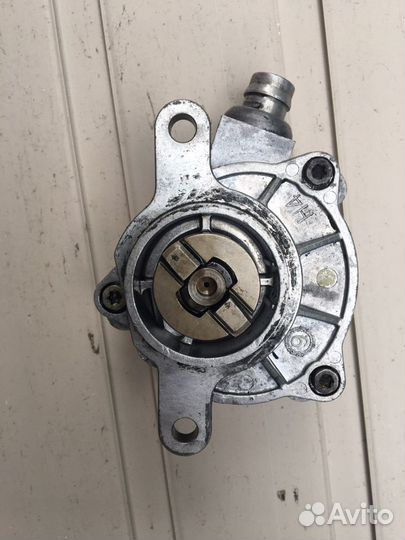 Вакуумный насос Opel / Renault- 8200102535