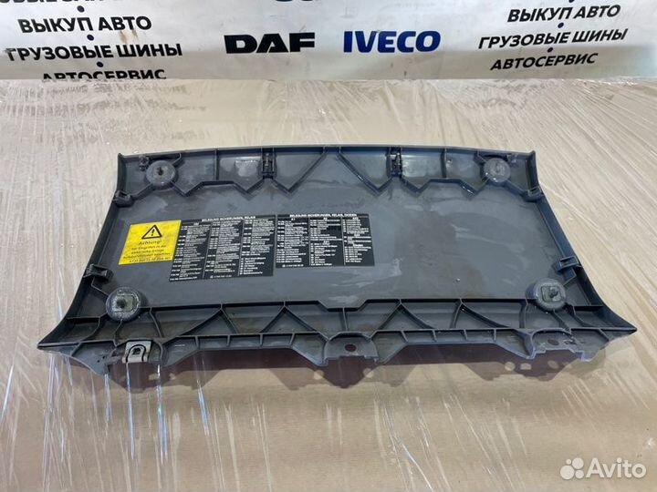 Накладка панели Mercedes-Benz Axor