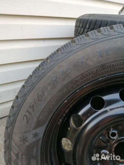 Matador MP 30 Sibir Ice 2 215/60 R16