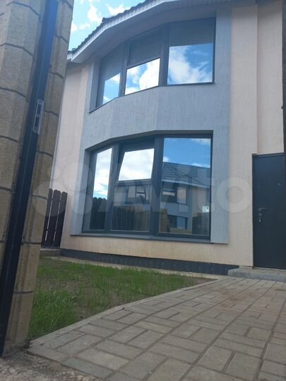 Таунхаус 140,8 м² на участке 2 сот.