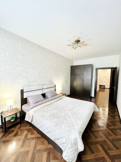 2-к. квартира, 71 м², 1/3 эт.