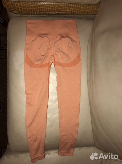 Спортивная одежда легинсы топ