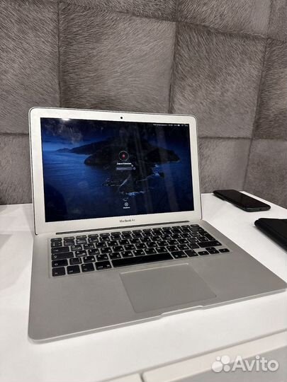 Apple MacBook Air 13 mid12