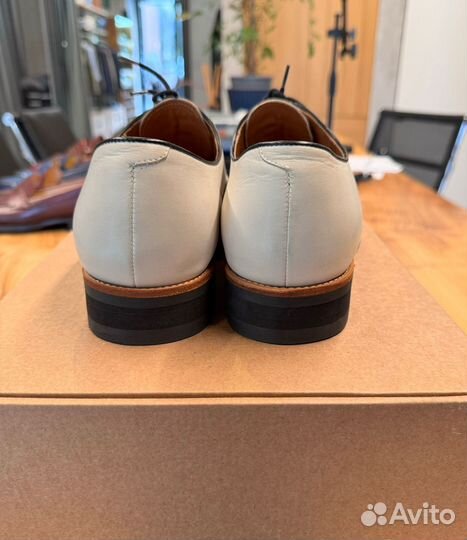 Классические мужские туфли оксфорды