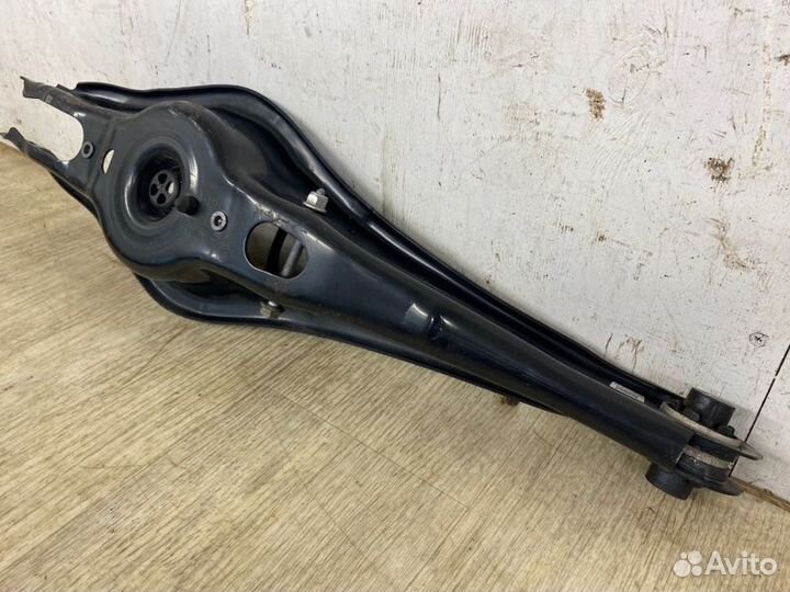 Рычаг подвески задний Volkswagen Tiguan 2016 2017