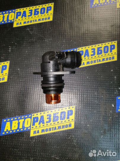 Угловой штуцер BMW F10