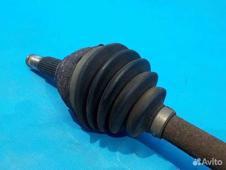 Привод колеса передний правый Nissan Juke (F15) 20