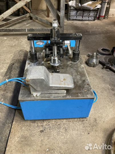 Скобозабивной станок