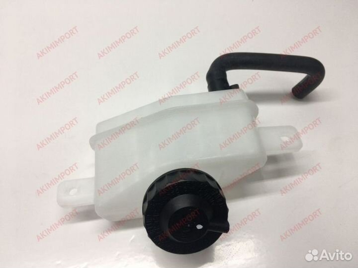 Бачок главного цилиндра сцепления