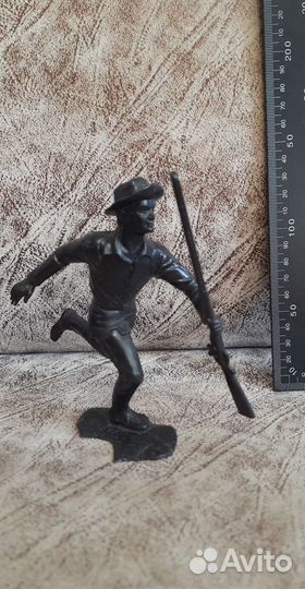 Игрушки солдатики СССР