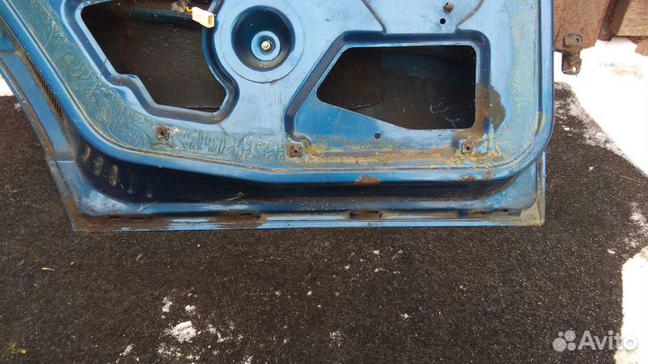 Задние двери Ваз 2111