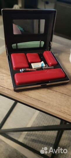 Дорожный бритвенно умывальный набор СССР