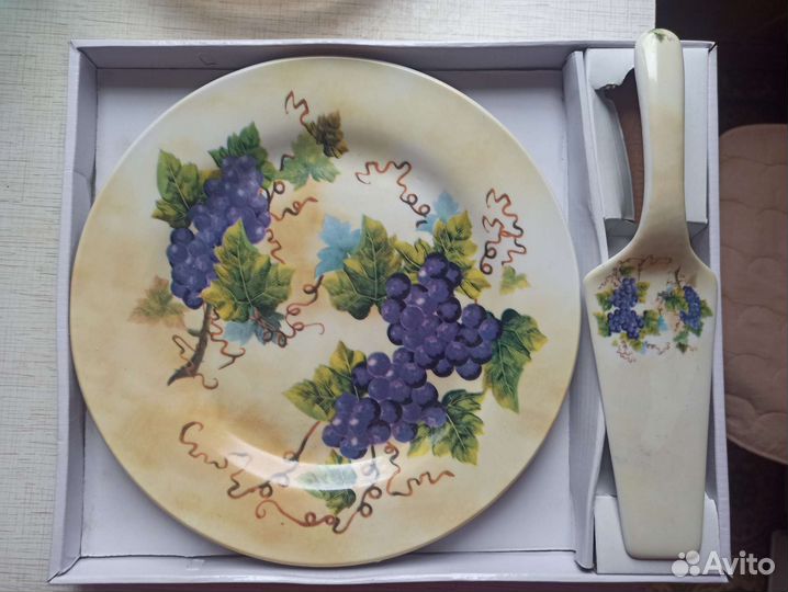 Блюдо для торта с лопаткой