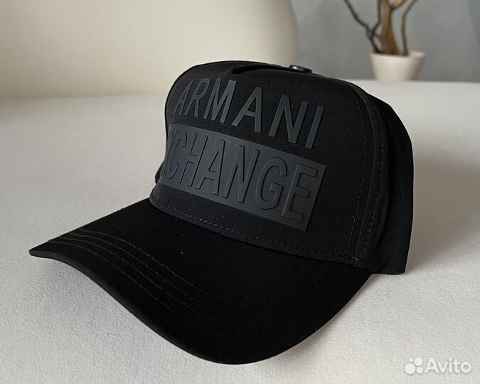 Кепки Armani