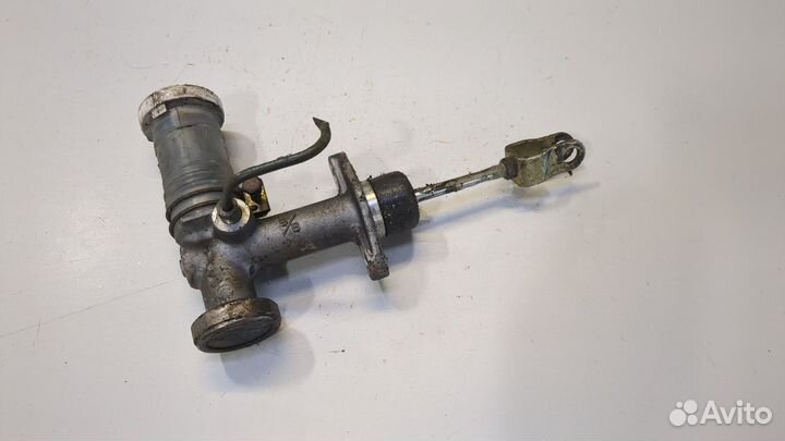 Цилиндр сцепления главный Mitsubishi Montero Sport