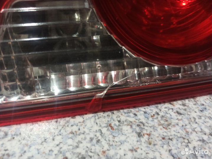 Фонарь внутренний правый Honda Civic 4D 2007