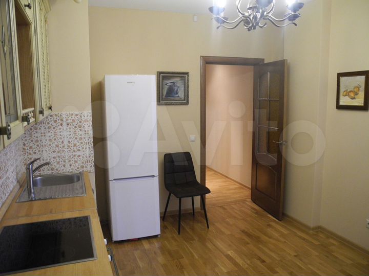 3-к. квартира, 110 м², 4/17 эт.