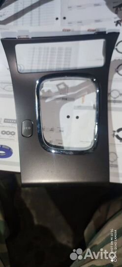 Панель консоли АКПП Subaru Legacy