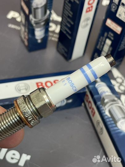 Свечи зажигания 0241140537 Bosch