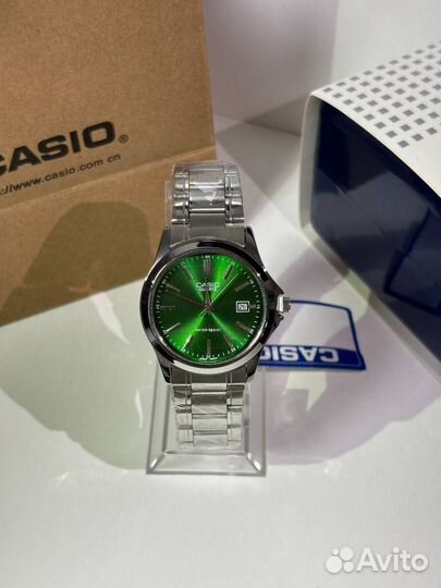 Часы Casio vintage quartz Lux наручные круглые уни