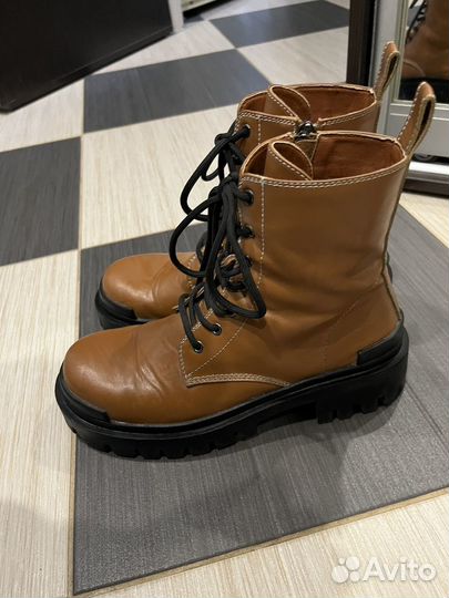 Ботинки женские