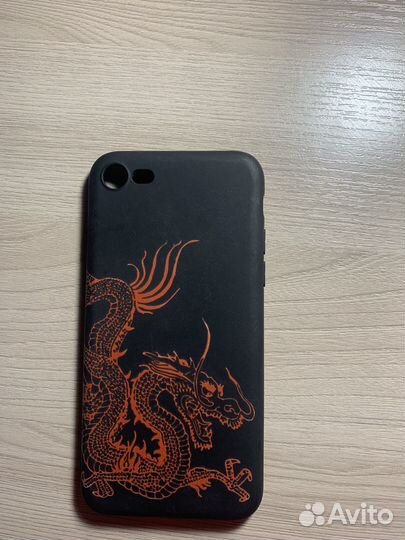 Чехол на iPhone 7