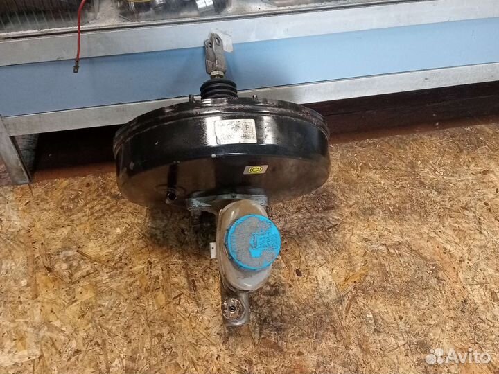 Вакуумник Nissan Almera n16