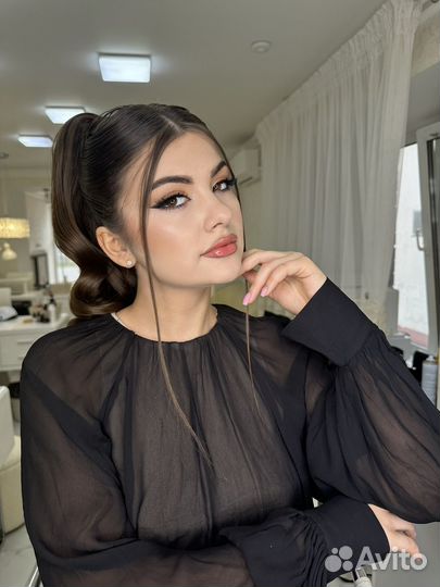 Макияж и прическа