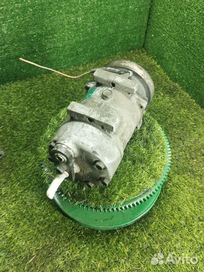 Компрессор кондиционера Renault Laguna 1997