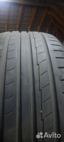 Yokohama BluEarth E50 205/50 R17 W