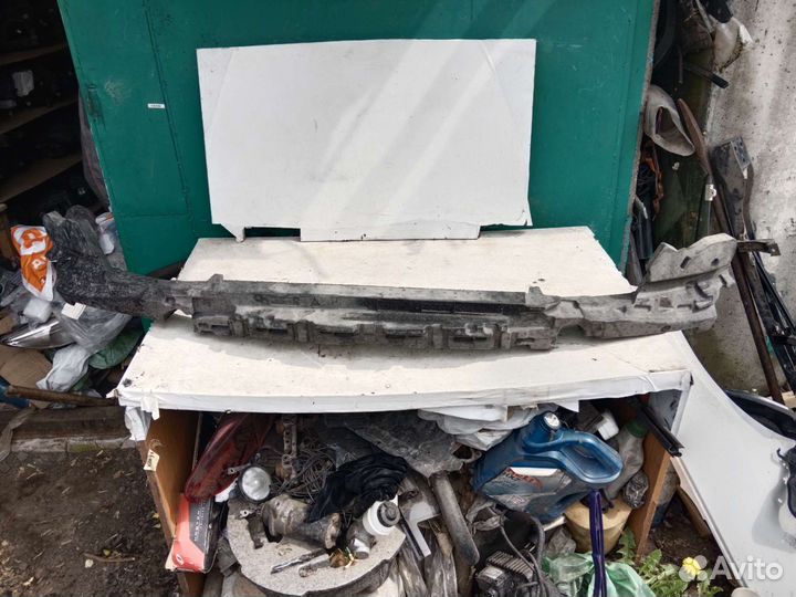 Абсорбер бампера передняя Mercedes W213