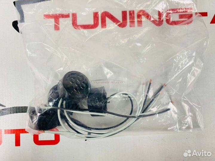 Фендера Toyota Land Cruiser 200 wald с 2016 X4670