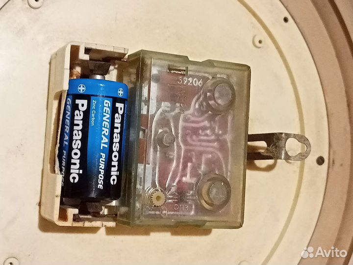 Часы янтарь