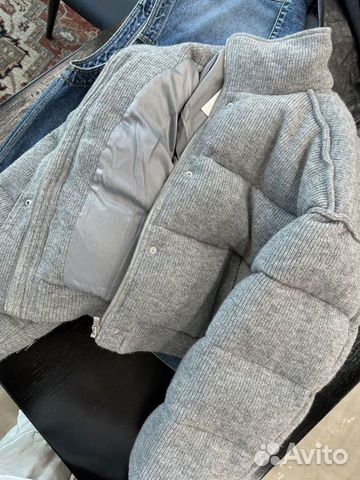 Зимняя тканевая куртка короткая пуховик