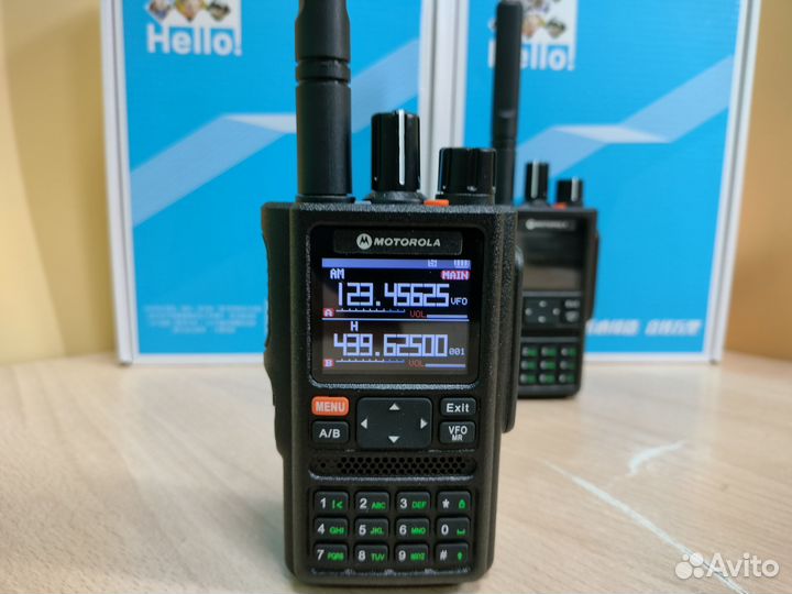 Комплект раций Motorola GP-UV650