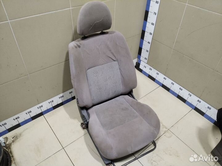 Сиденье переднее правое Almera N16 2000-2006