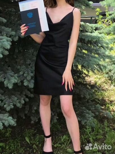 Атласное платье комбинация